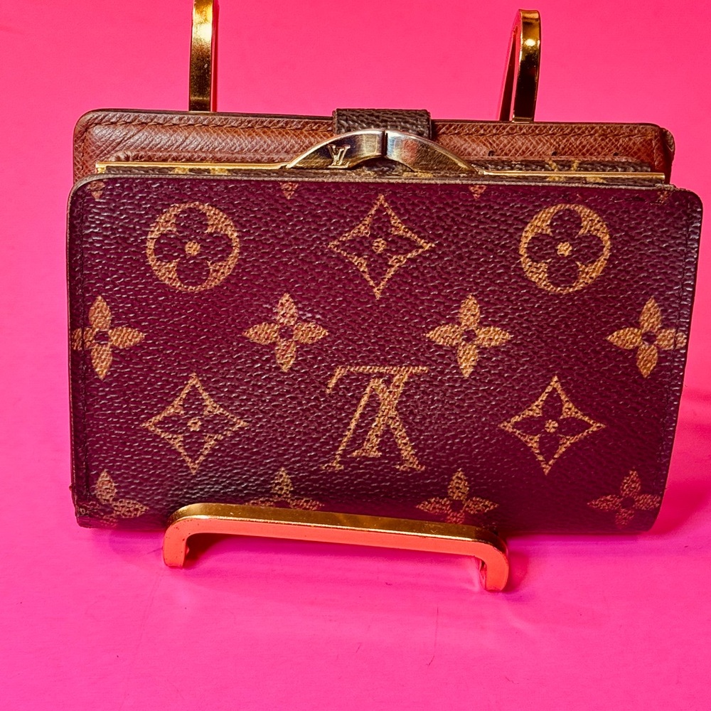 Louis Vuitton Monogram the Kisslock bifold wallet - Picture 5 of 14